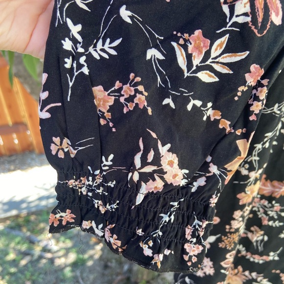 Floral Black and Brown Women's Dress - Picture 4 of 7